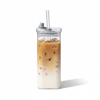 Gourde en verre<br> Avec paille et design carré élégant